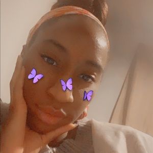 Meet your Posher, Shamika